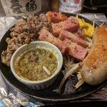 粉ひで - 一番高いと思われる肉スペシャルを堪能。