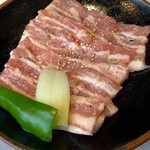 焼肉徳寿 - 豚カルビ