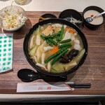 Shisen Ryouri Sempu - 野菜麺など