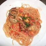 フォルトゥーナ - トマトソースのパスタ