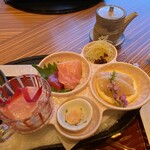 嵯峨沢館 - 本マグロ、平貝