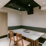 焼肉と鉄鍋 七 - 5名様よりご予約可能。最大大人10名可能。