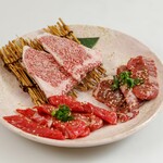 焼肉と鉄鍋 七 - 上焼肉盛合せ