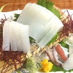 伊豆近海 相模湾の魚貝料理 海湘丸 - 伊豆近海　赤イカのお刺身