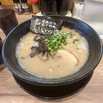 とんこつらーめん いっぽ - 料理写真:とんこつらーめん