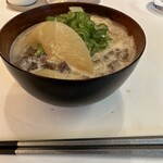 メイ - 7.牛、豚、鶏のスープのラーメン。
