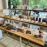 テラス ダニエル - 焼菓子も揃ってます