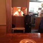 並木藪蕎麦 - お店奥の帳場　　　　　2014年2月