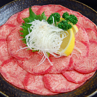 雄 - 料理写真:やっぱり美味しい！大人気の特選塩タン