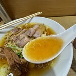 Teuchi Oyadori Chuukasoba Ayagawa - スープ