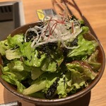 Susukino Yakiniku Kiraku - 白トリュフオイルのチョレギサラダ