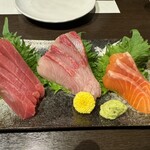 えるむ 居酒屋ダイニング - 刺身三点盛り