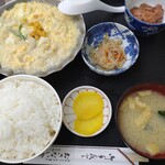 お食事処おさない - ほたて貝焼き味噌定食＋イカの塩辛