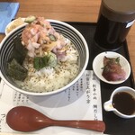 日本橋海鮮丼 つじ半 - 