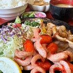 Mikawaya - ５／１３までのサービスメニューより   赤ウインナーと豚しょうが焼きセット