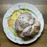 & dessert&cafe - シュークリーム