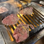 Taishuuhorumon yakiniku kemuriki - 