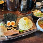 麺や　すする - 濃厚魚介つけ麺 麺中盛り