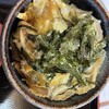 Tachibana - 牡蠣の卵とじ丼　写真ではわかりずらいが大きい牡蠣が5個