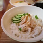台南担仔麺 - ミニ鳥肉飯