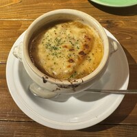 やさいの王様 銀座店 - ★★★★オニオンスープ★★★★
                      玉ねぎの甘みがありとても美味しかったです。