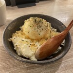 サインビーエス - 