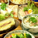Xichlo - ベトナムも米の文化！実に日本人の下に合うのがベトナム料理！美味しいお酒とやみつき料理で楽しい時間を是非シクロで☆
