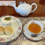 ティーズリンアン - 紅茶＆スコーン