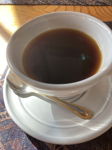 能代の家ビストロ プリマ・コテージ &ndash; カジュアルに季節料理を楽しむ