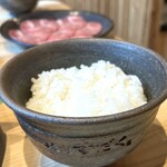 Oumi Yakiniku Horumon Sudaku - 近江米の銀シャリ
