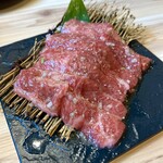 近江焼肉ホルモンすだく - 厳選近江牛A5赤身ロース