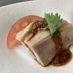 中国料理 「望海楼」 - 前菜〜蒸し鶏の冷製 ピリ辛黒酢ソース⭐️