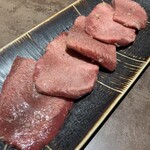 焼肉ハウス大将軍 - 上タン塩