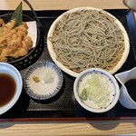 Teuchi Soba Kitado - 桜エビのかき揚げと冷たいお蕎麦（大盛り）