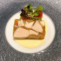 レストラン ラフィナージュ - ジュレをまとった甲州地鶏 鶏ムネ肉とモモ肉