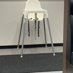 横浜家系ラーメン 龍馬家 - 子供イス