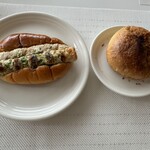 箱根ベーカリー - 箱根ちくわパンと箱根カレーパン