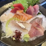 魚屋の台所 下の一色 - 