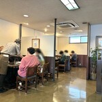 百年亭 - 店内の様子