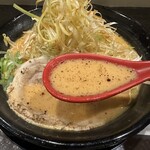 味噌とんこつらーめん まる - 