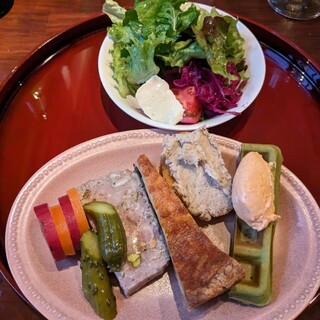 ビストロ ラ メレンダ_0