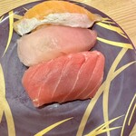 魚屋路 磯子上中里店 - とろ三貫握り