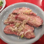 ちょっと安めなホルモン 焼肉ここから 大阪十三本店 - 上タン塩