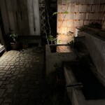 山勢 - 水面の奥には