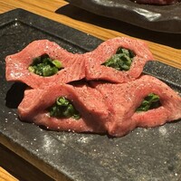 中目黒焼肉 登牛門 - 