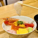 かねかつ食堂 - 極上海鮮丼