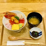 かねかつ食堂 - 極上海鮮丼