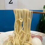 むかん 初台 - 豚骨ラーメン（明太子一本乗せご飯付き）
      セットで1,000円