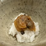 すし処 睦月 - 三河湾の浅蜊時雨煮