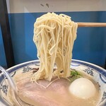 むかん 初台 - 豚骨ラーメン専用細麺